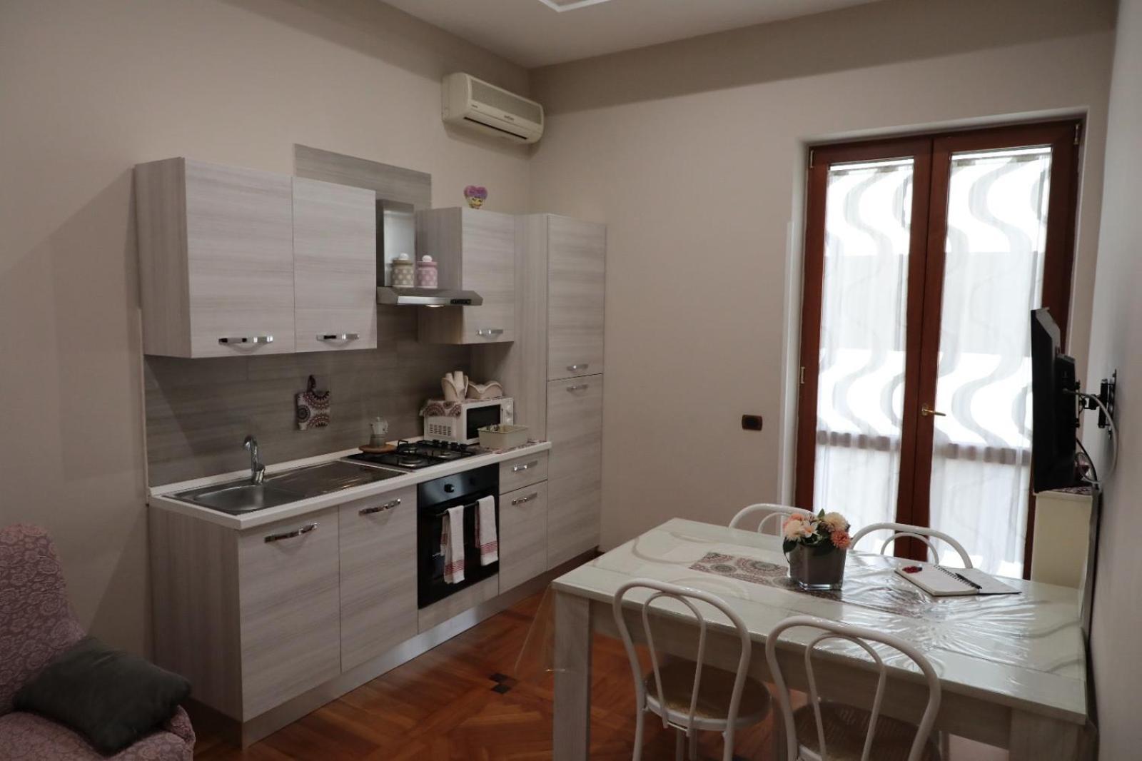 סן ג'יורג'יו א קרמאנו Villa Sorge Apartments מראה חיצוני תמונה